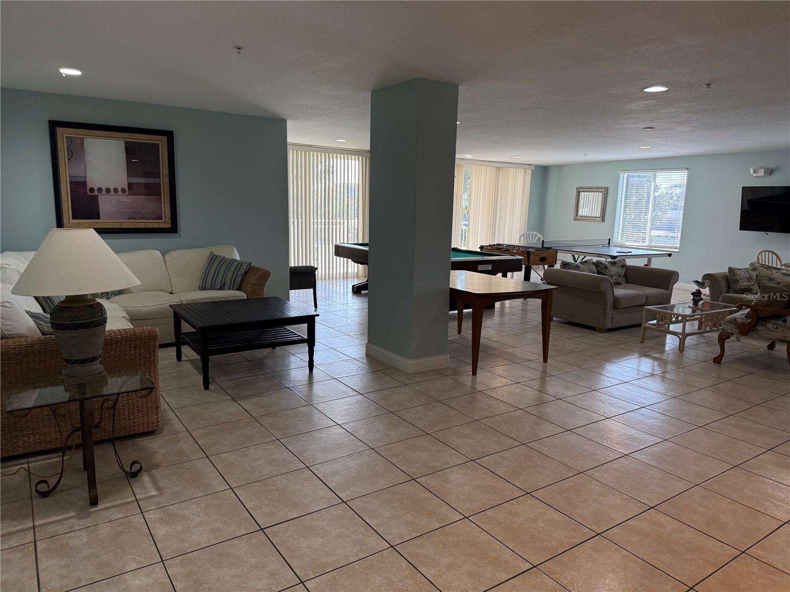 Image 28 of 42 For 601 Miramar Avenue 205