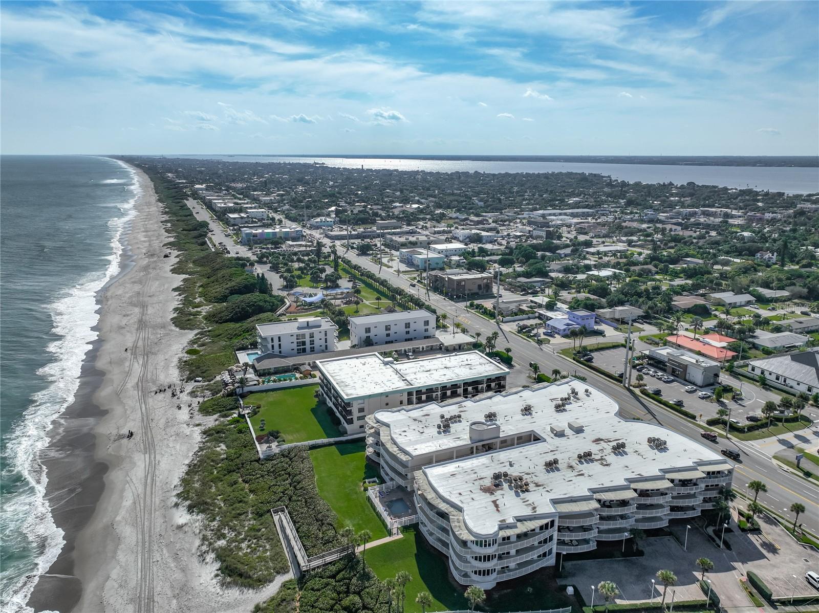 Image 35 of 42 For 601 Miramar Avenue 205