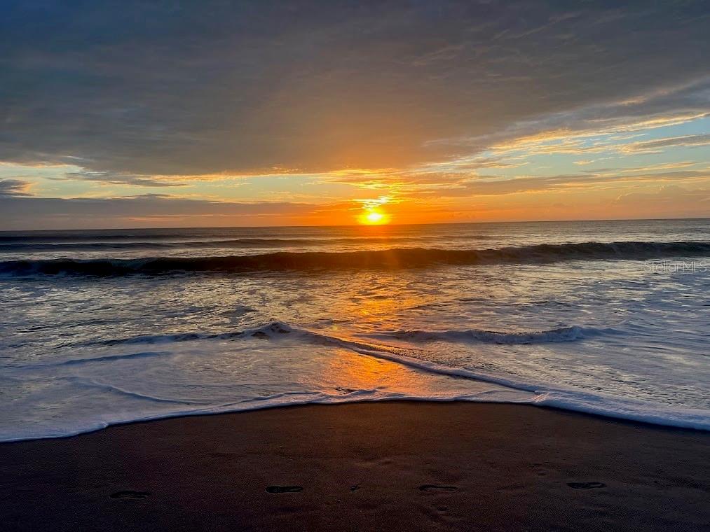 Image 7 of 42 For 601 Miramar Avenue 205