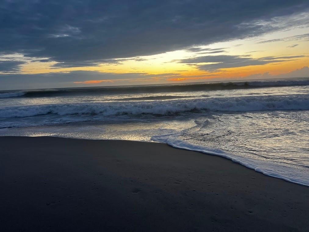 Image 8 of 42 For 601 Miramar Avenue 205