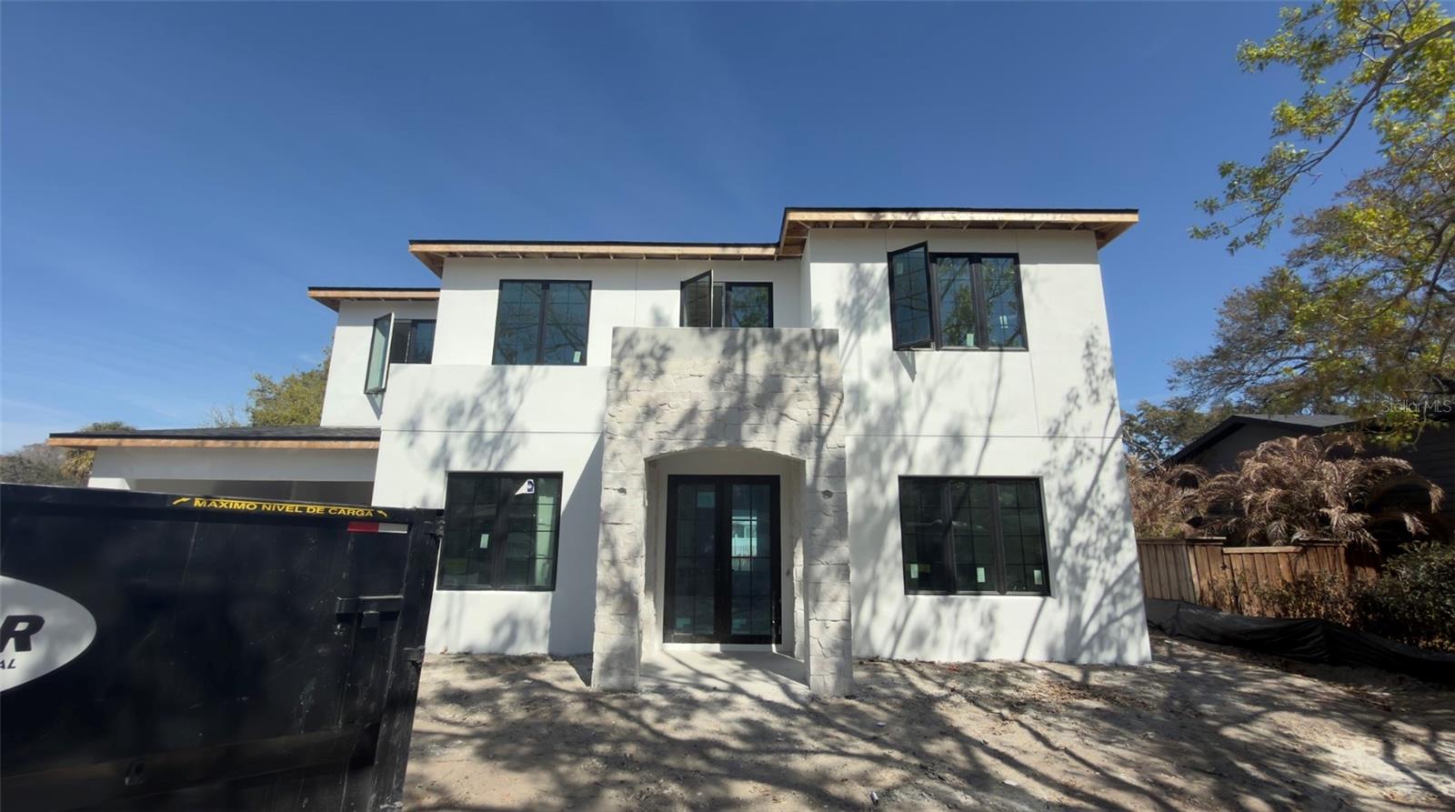 Image 13 of 21 For 811 Winter Park Street