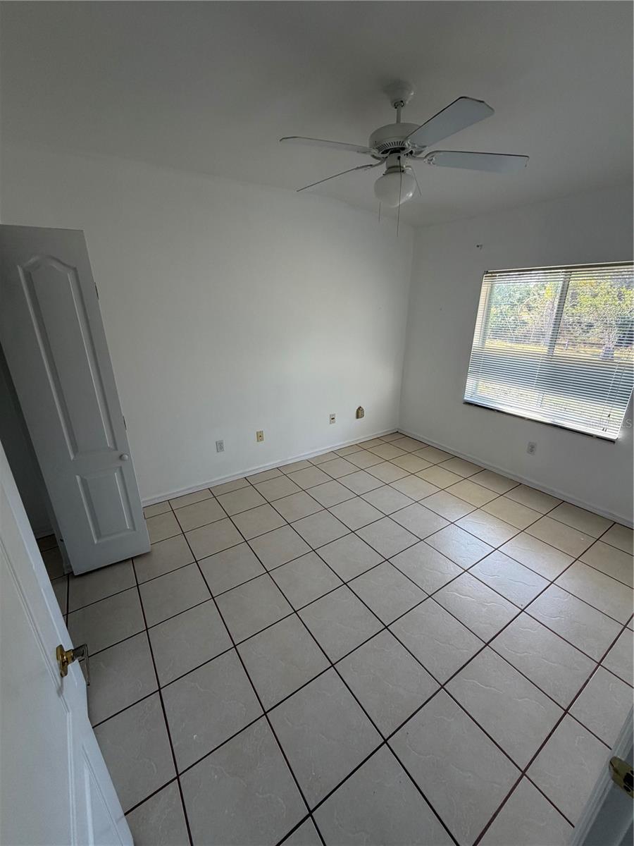 Image 11 of 28 For 4892 Jordan Avenue S