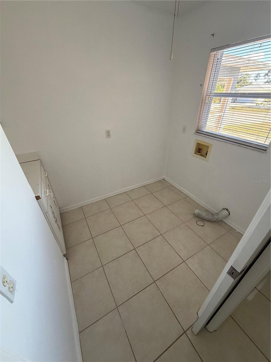 Image 15 of 28 For 4892 Jordan Avenue S