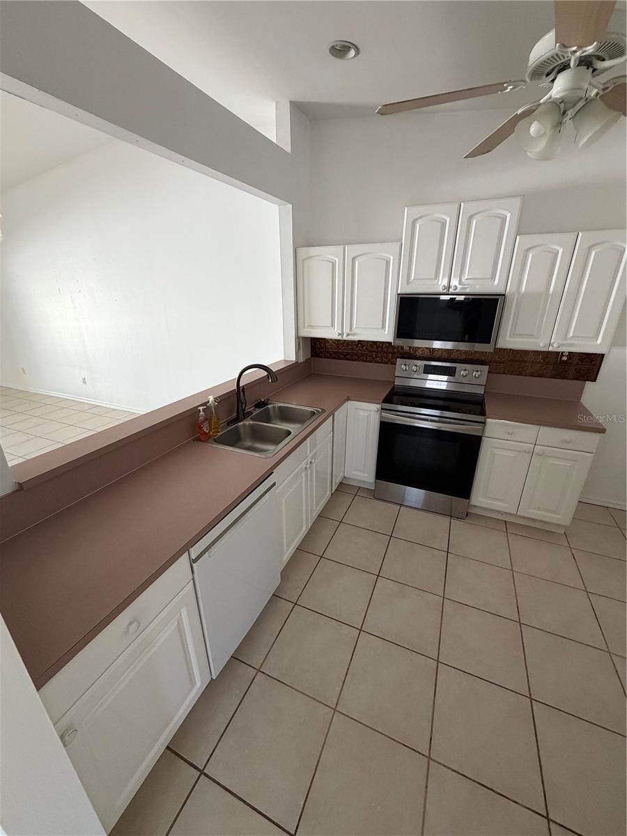 Image 6 of 28 For 4892 Jordan Avenue S