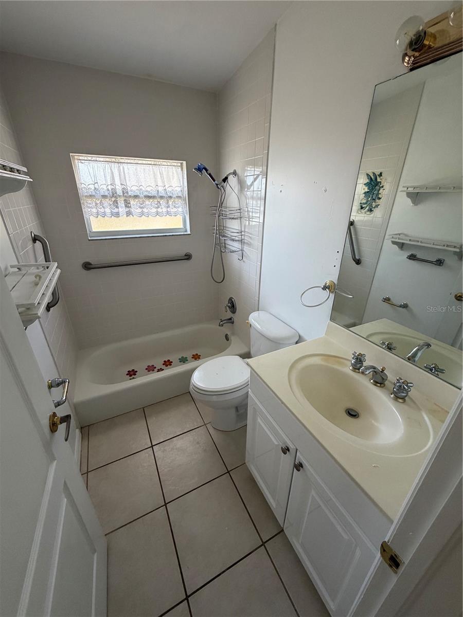 Image 9 of 28 For 4892 Jordan Avenue S