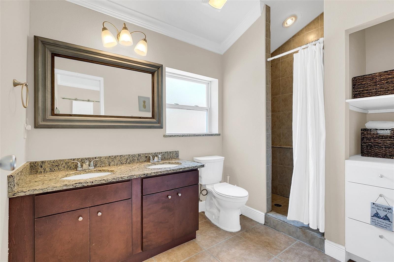 Image 19 of 31 For 1224 Catherine Street