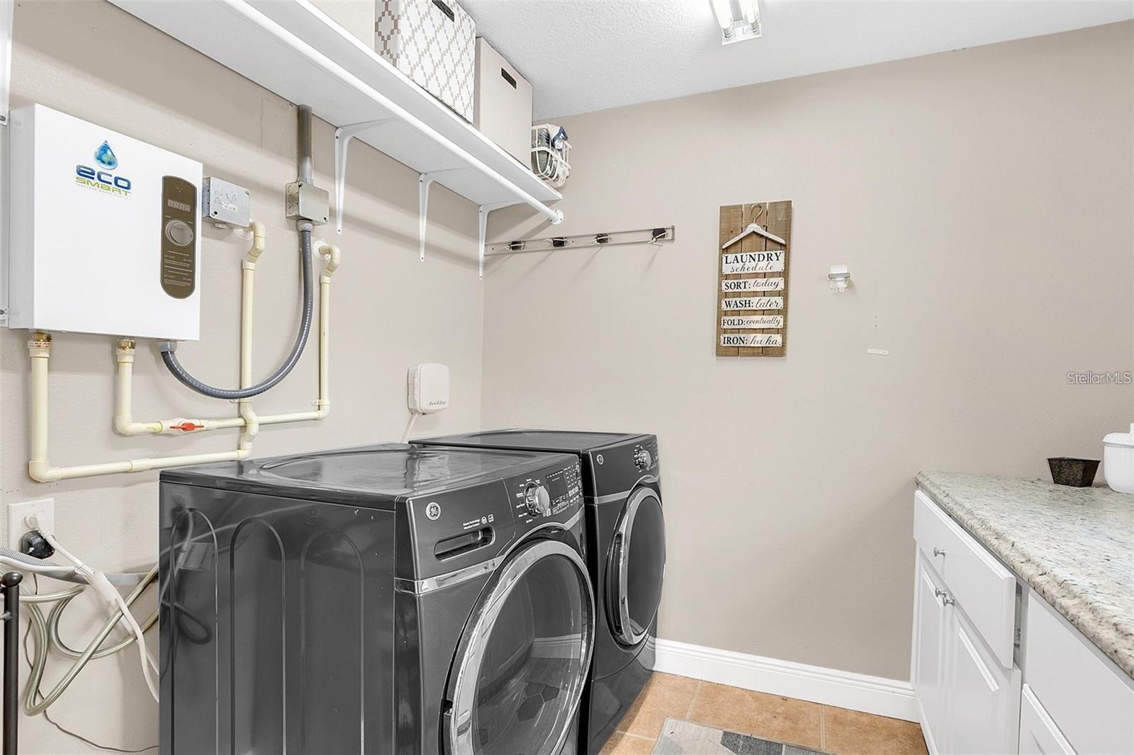 Image 23 of 31 For 1224 Catherine Street