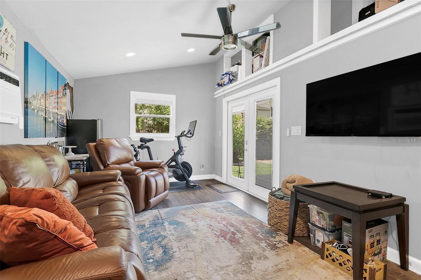 Image 25 of 31 For 1224 Catherine Street