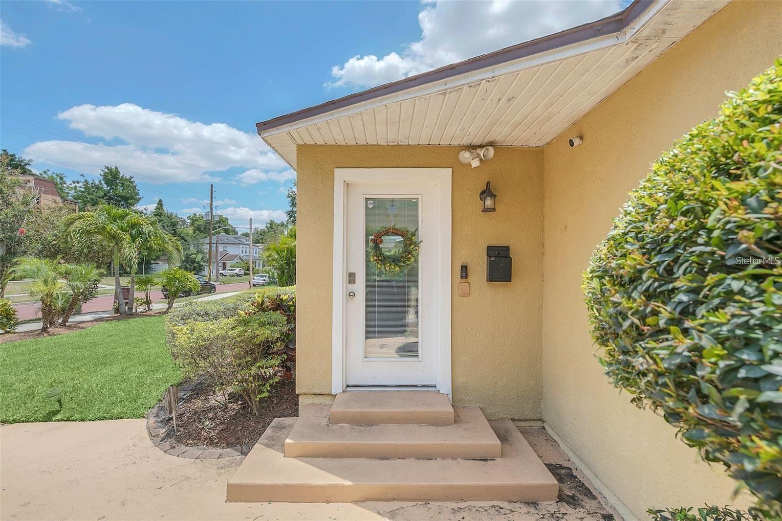 Image 3 of 31 For 1224 Catherine Street