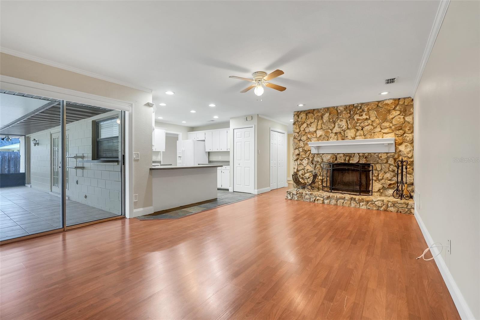 Image 13 of 35 For 1009 Terry Drive