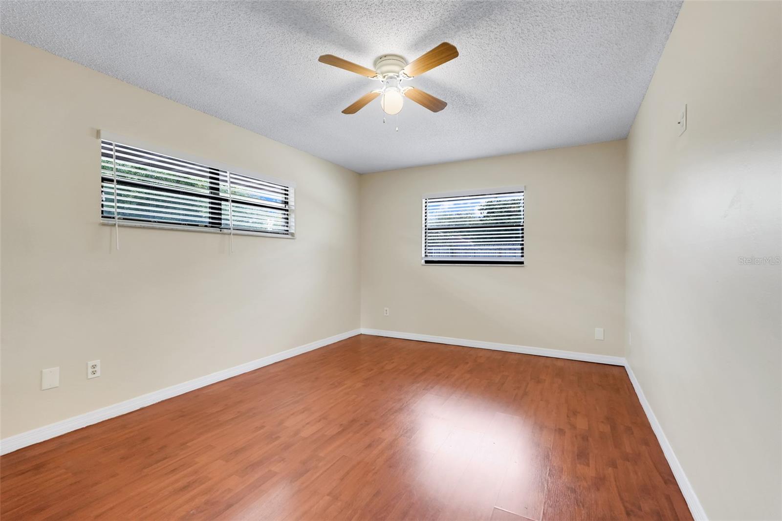 Image 28 of 35 For 1009 Terry Drive