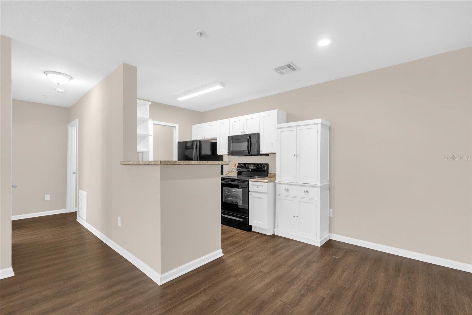 Image 8 of 21 For 4316 Kirkman Road 1611