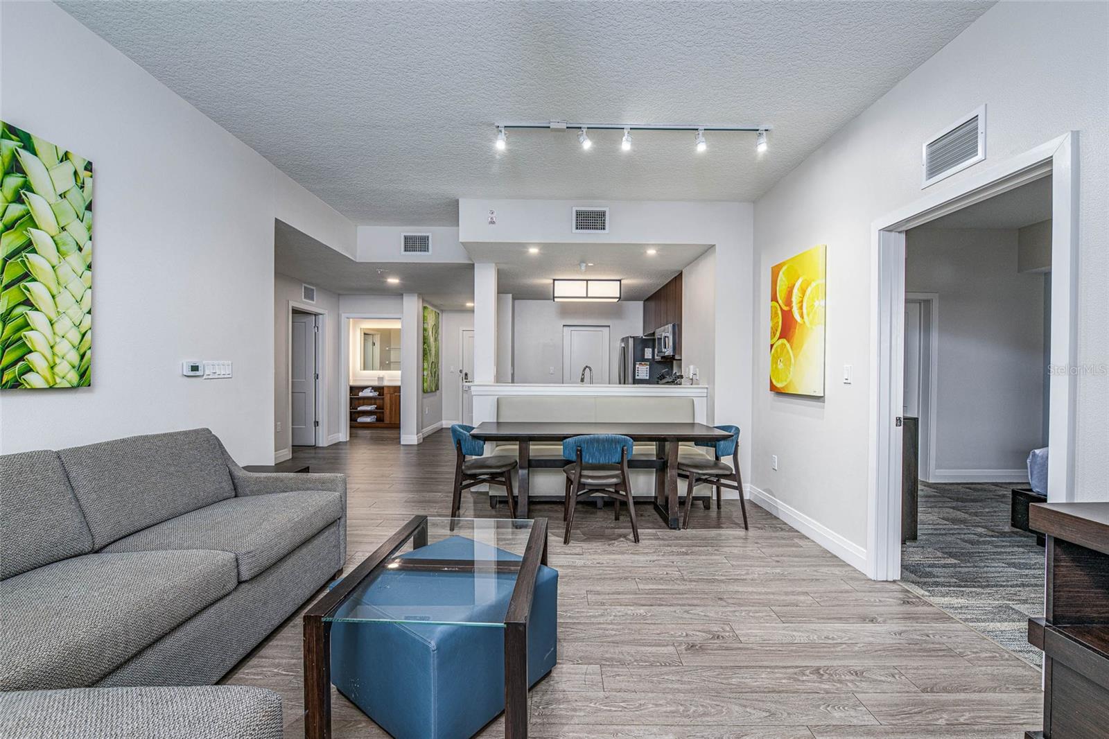 Image 9 of 22 For 14501 Grove Resort Avenue 2534