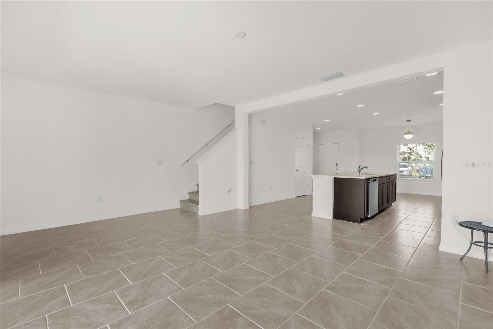 Image 8 of 20 For 1108 Sand Torch Circle