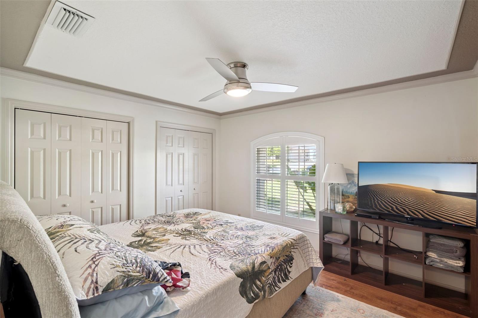 Image 21 of 65 For 39819 Grove Heights