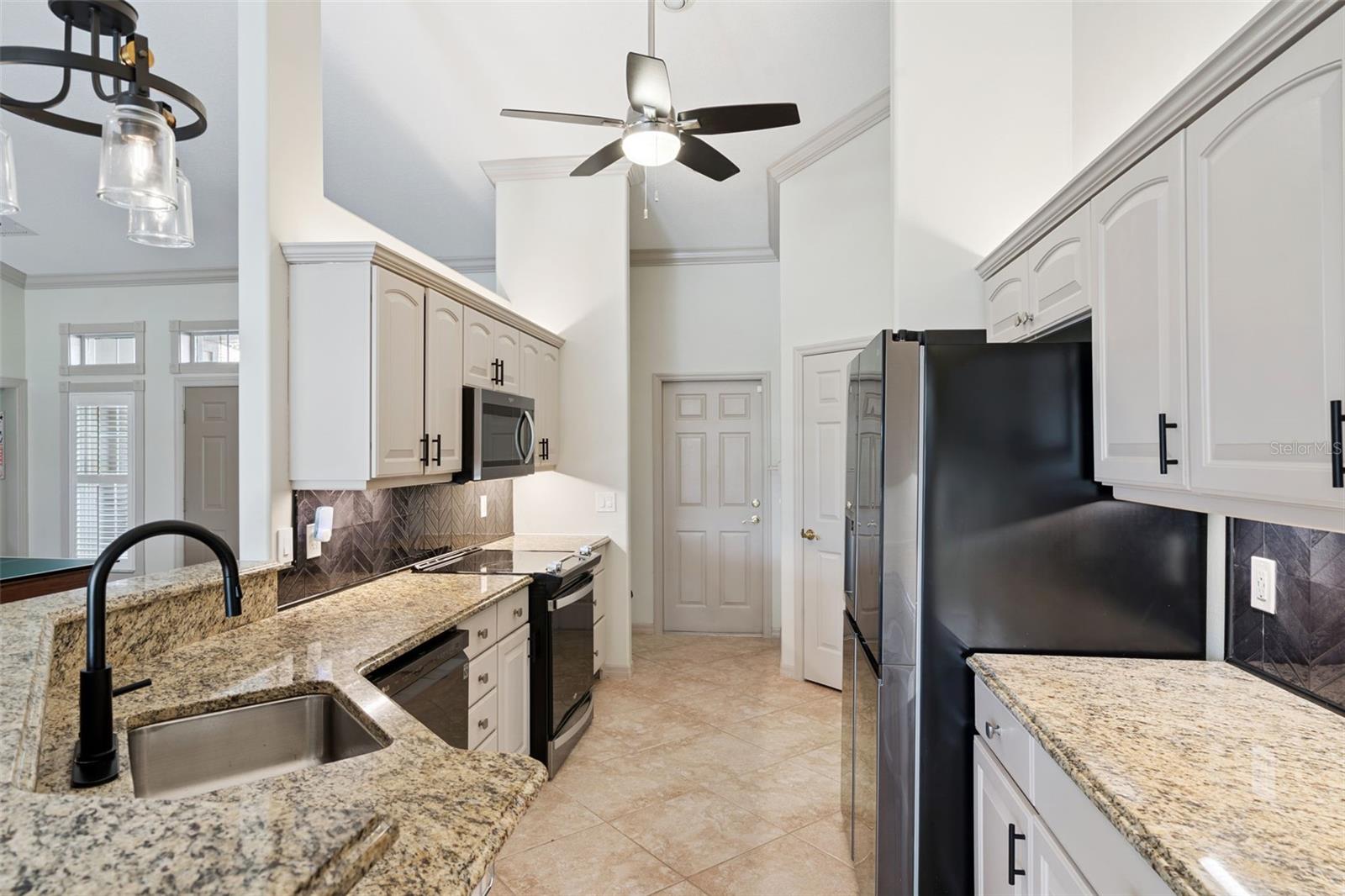 Image 8 of 65 For 39819 Grove Heights