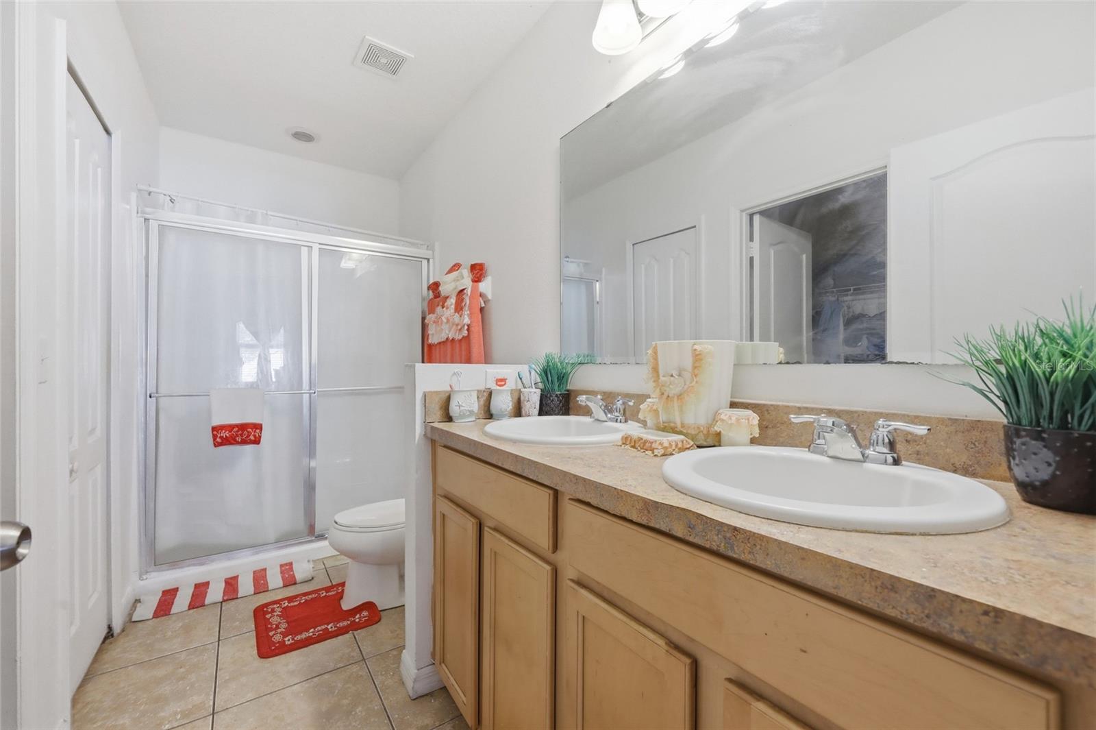 Image 19 of 37 For 7878 Tanbier Drive