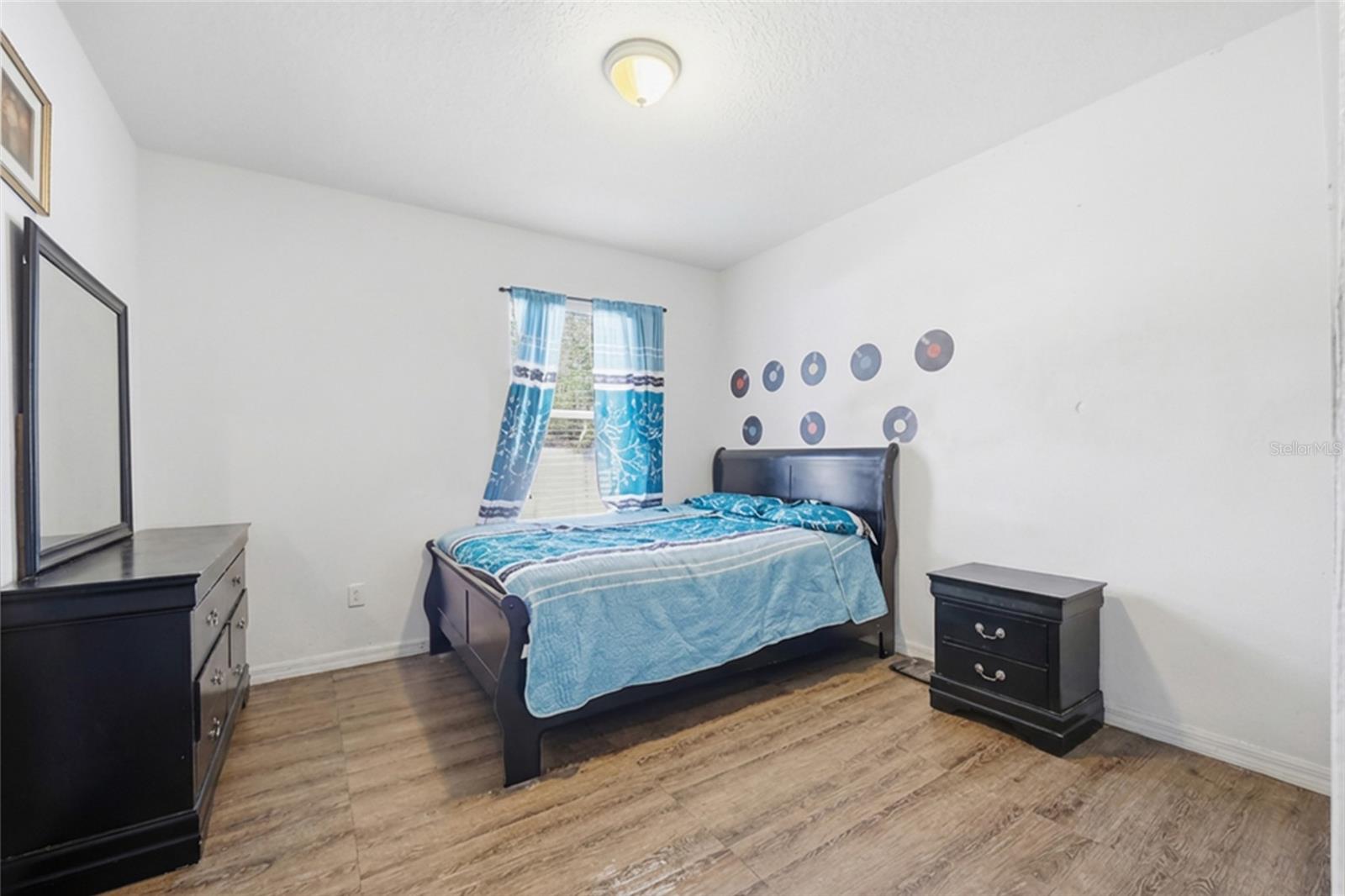 Image 25 of 37 For 7878 Tanbier Drive