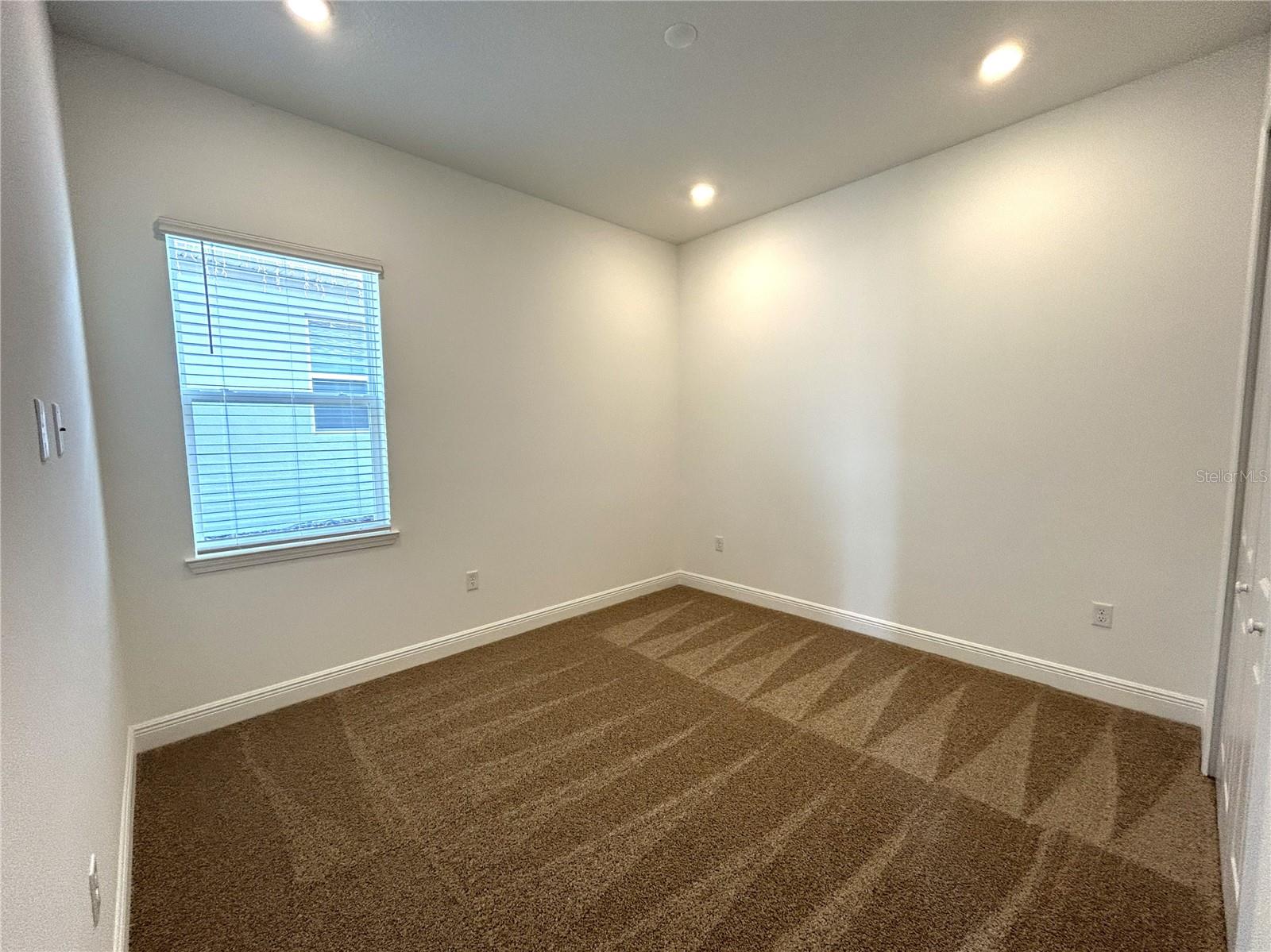 Image 17 of 30 For 16017 Volterra Point