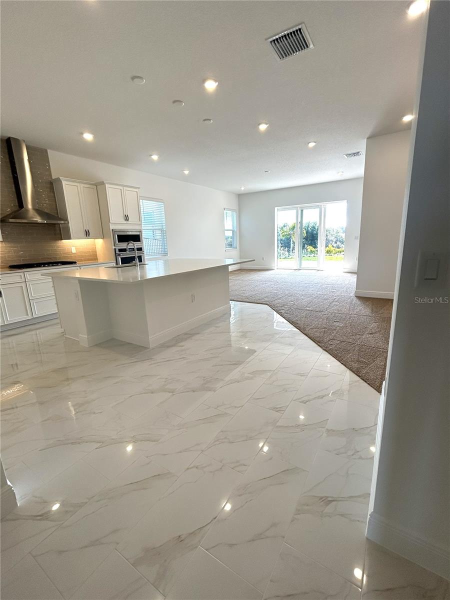 Image 25 of 30 For 16017 Volterra Point