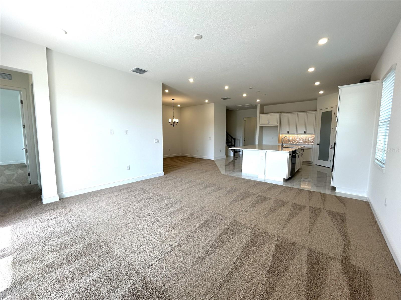 Image 6 of 30 For 16017 Volterra Point