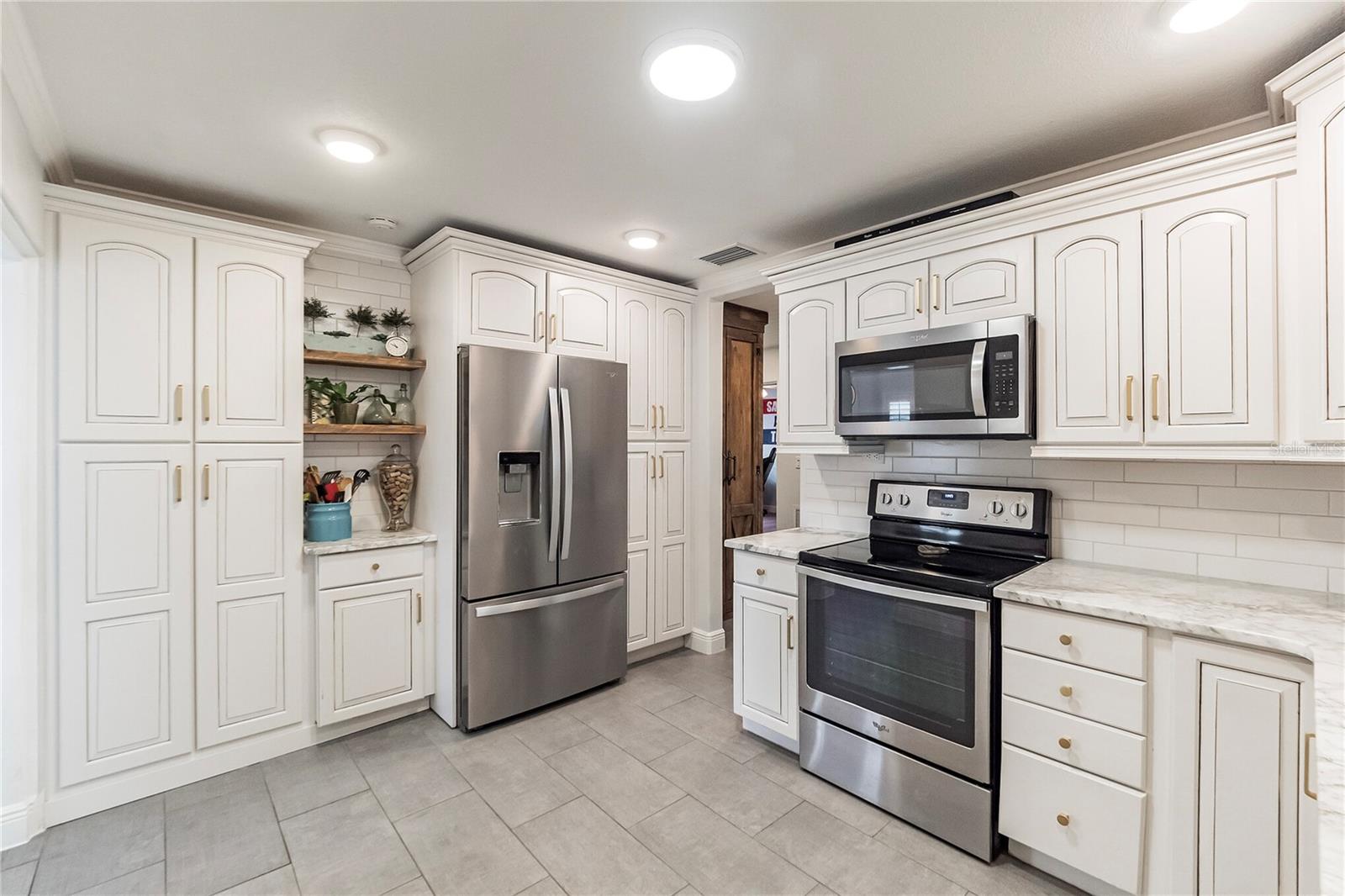 Image 13 of 44 For 1673 Mayfield Avenue