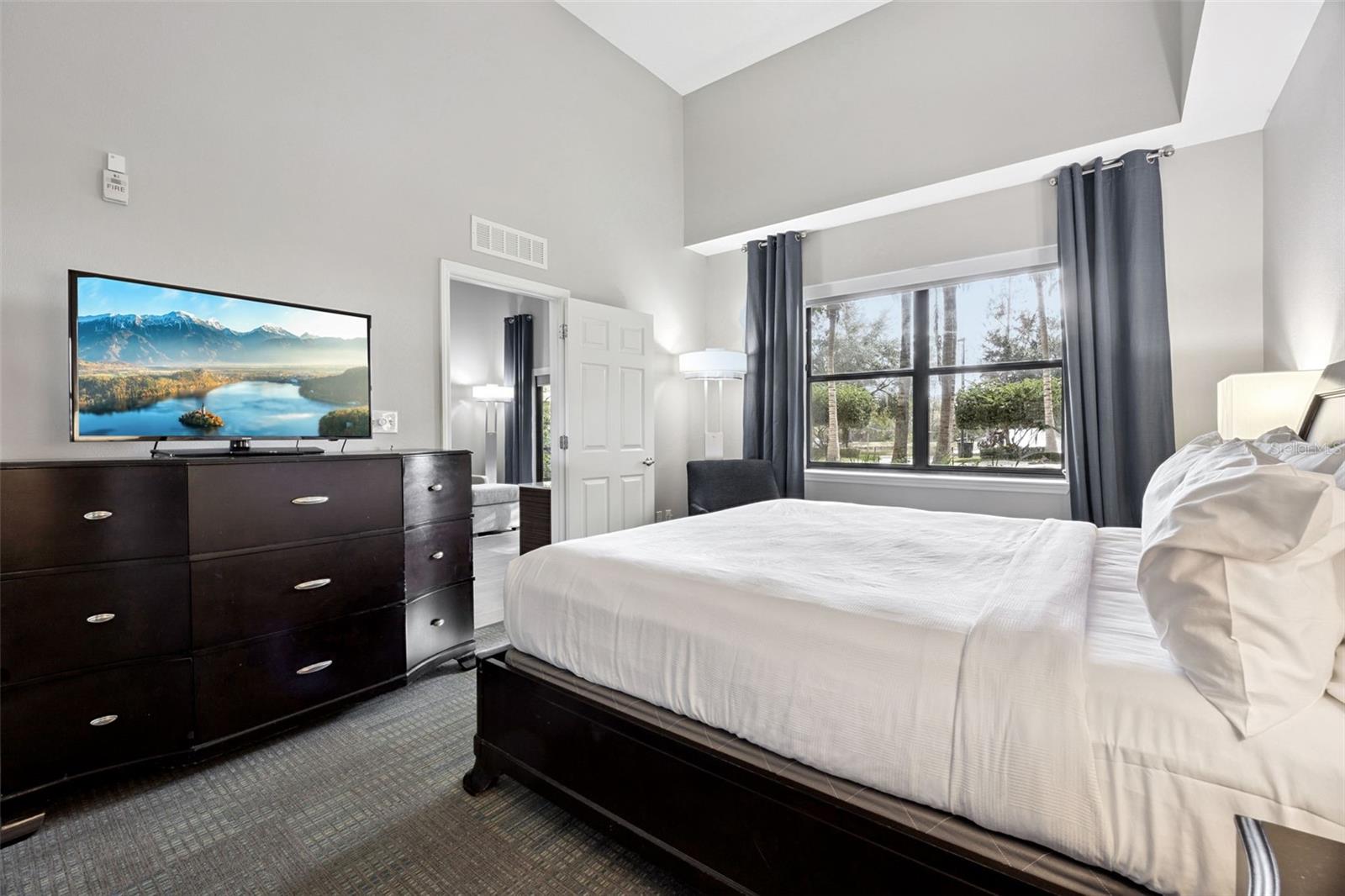 Image 13 of 55 For 14501 Grove Resort Avenue 1111