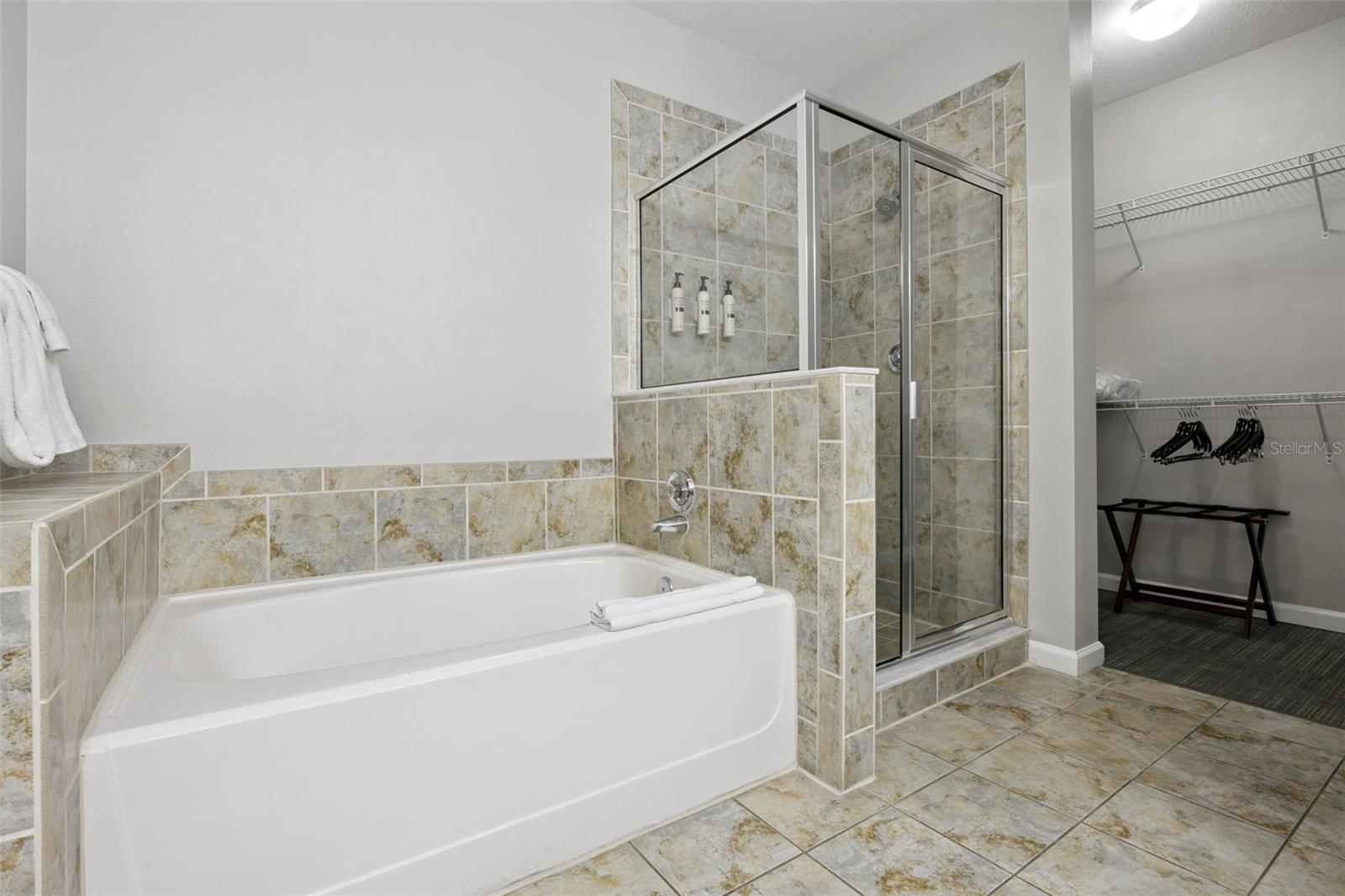 Image 16 of 55 For 14501 Grove Resort Avenue 1111