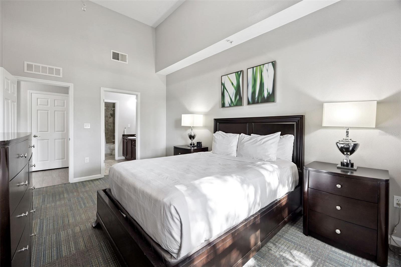 Image 18 of 55 For 14501 Grove Resort Avenue 1111