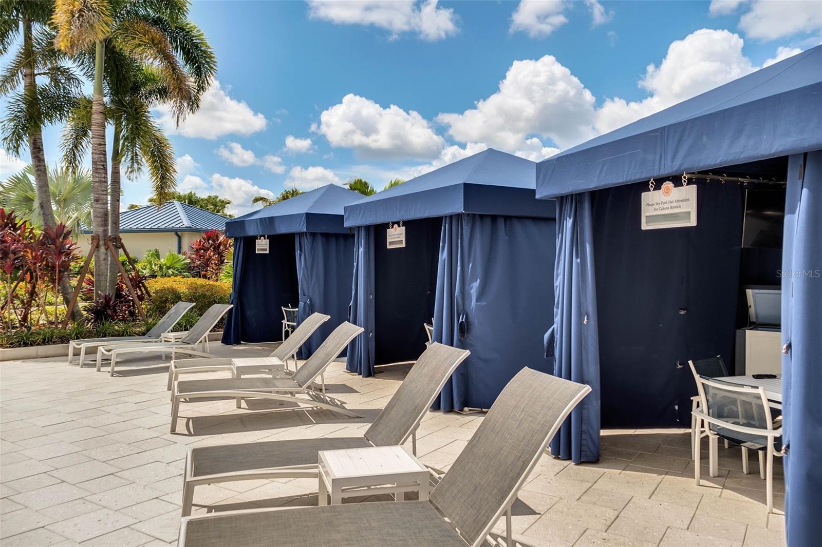 Image 36 of 55 For 14501 Grove Resort Avenue 1111