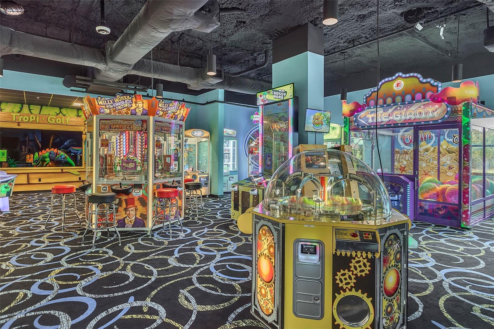 Image 43 of 55 For 14501 Grove Resort Avenue 1111