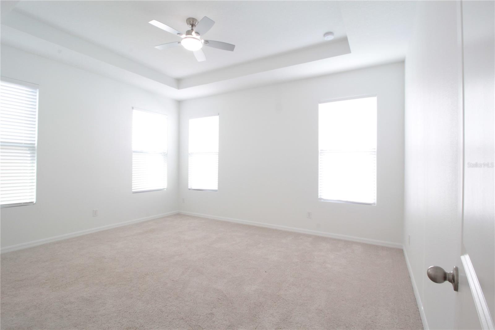 Image 10 of 37 For 3126 Voyager Avenue