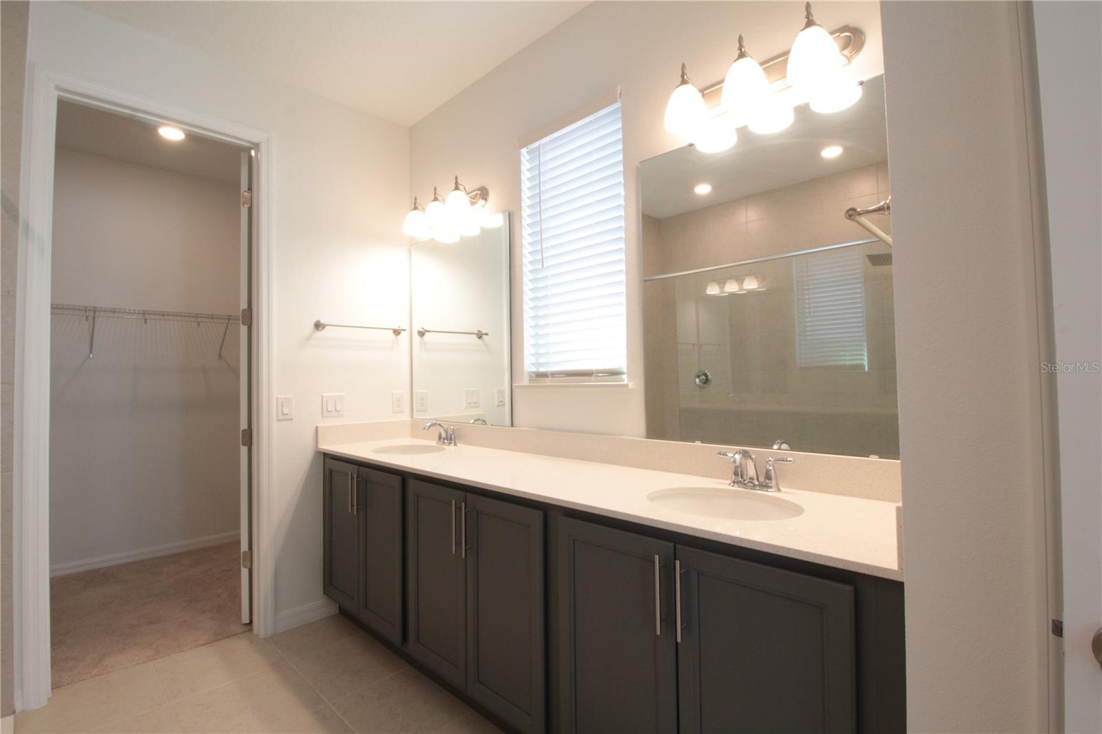 Image 14 of 37 For 3126 Voyager Avenue