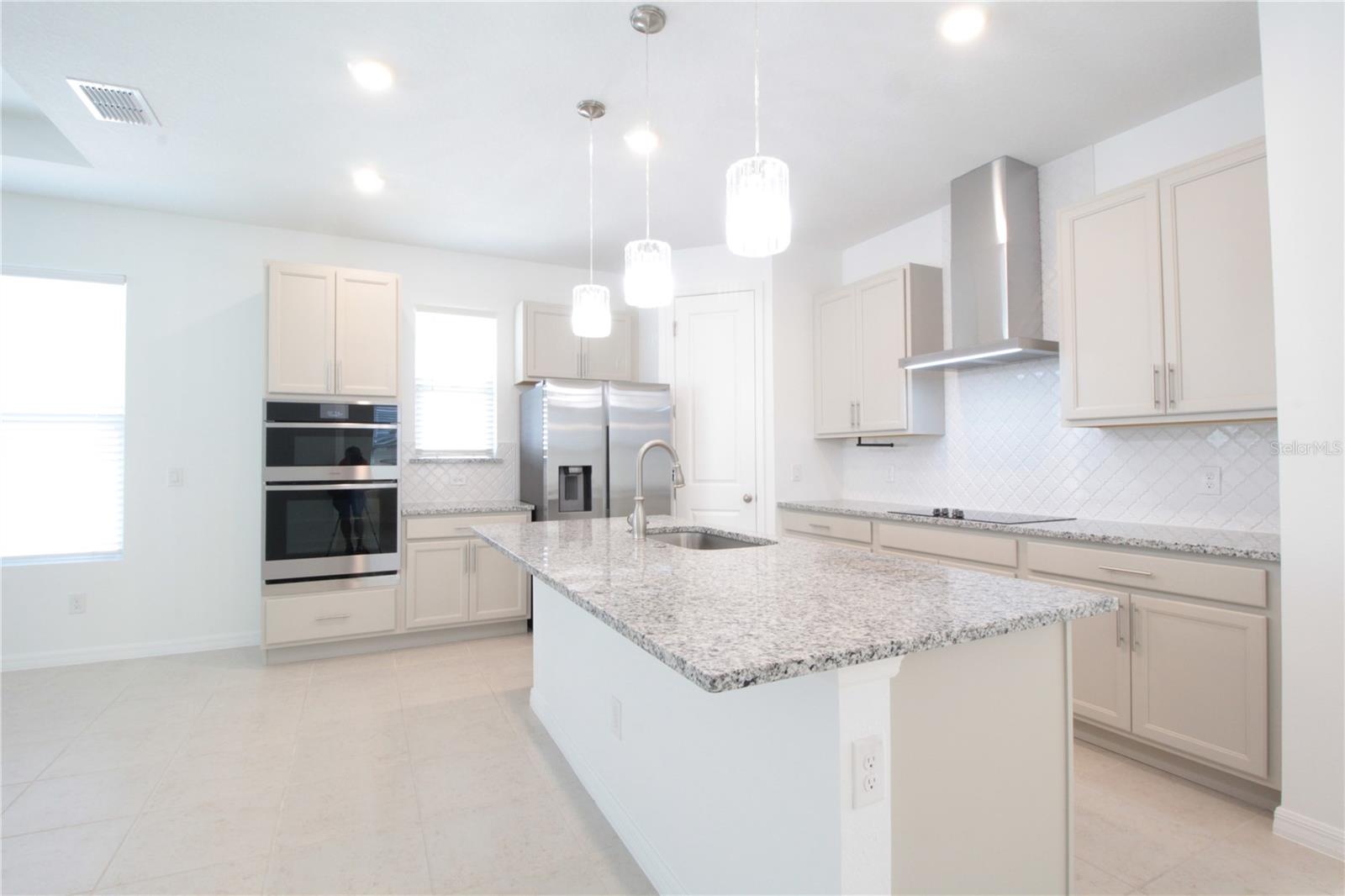 Image 2 of 37 For 3126 Voyager Avenue