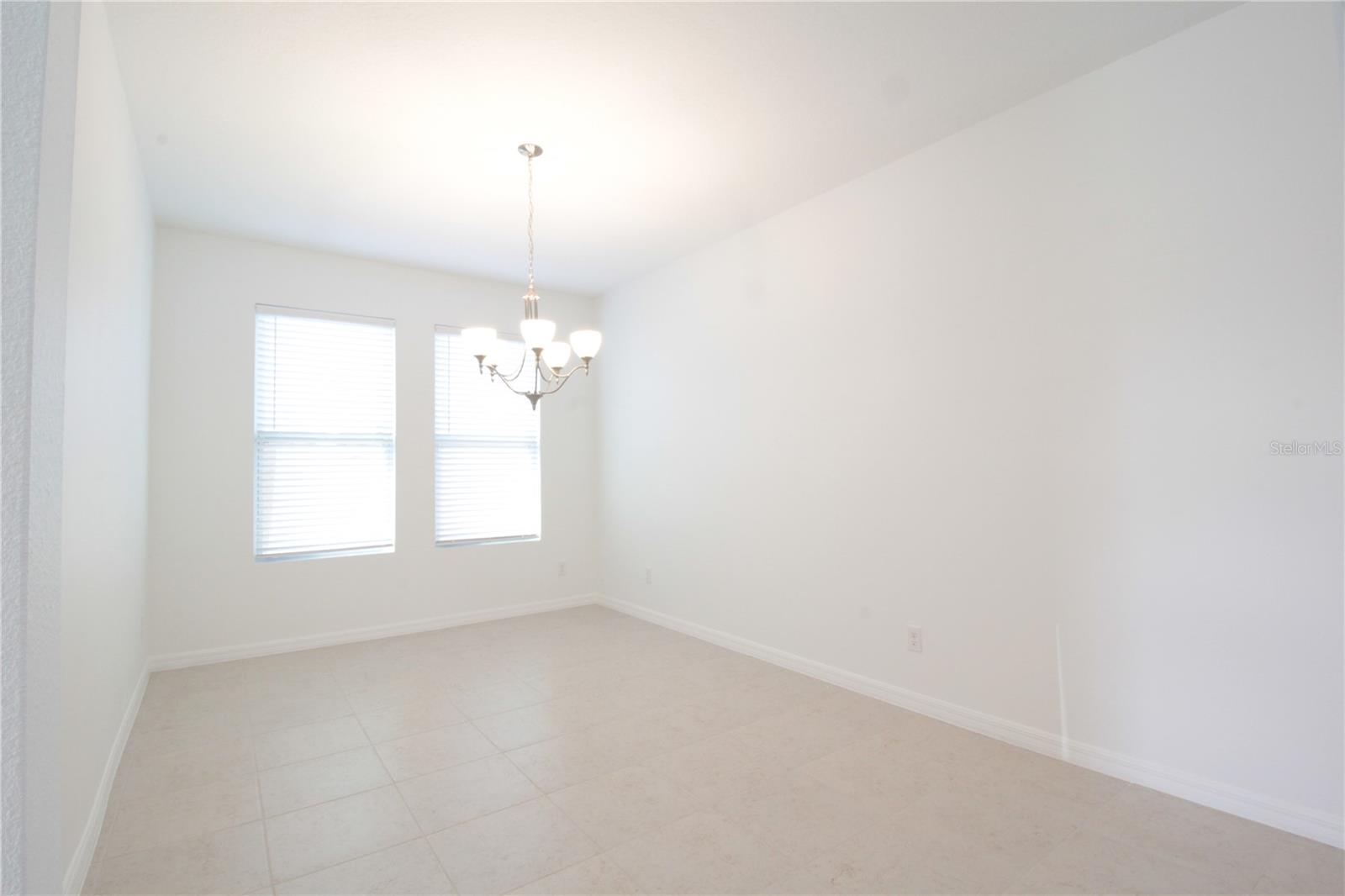 Image 21 of 37 For 3126 Voyager Avenue