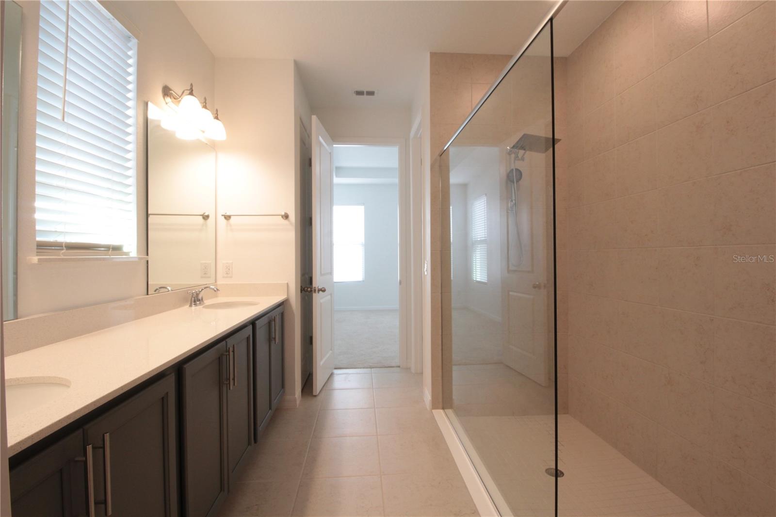 Image 23 of 37 For 3126 Voyager Avenue