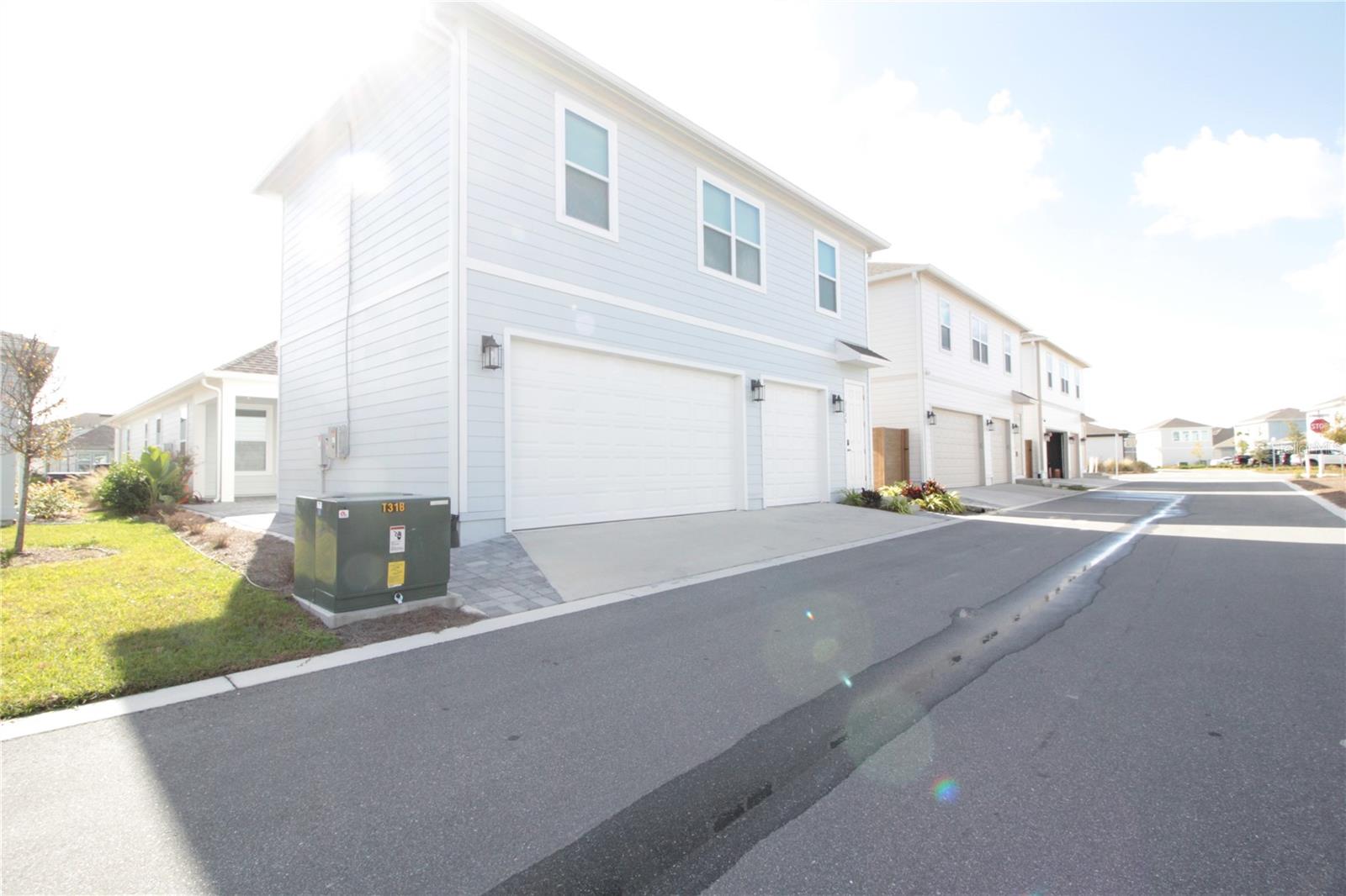 Image 29 of 37 For 3126 Voyager Avenue