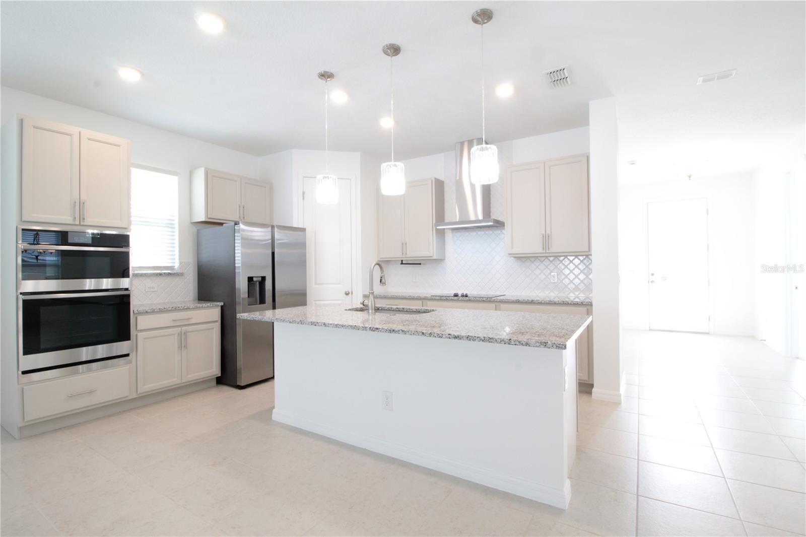 Image 3 of 37 For 3126 Voyager Avenue