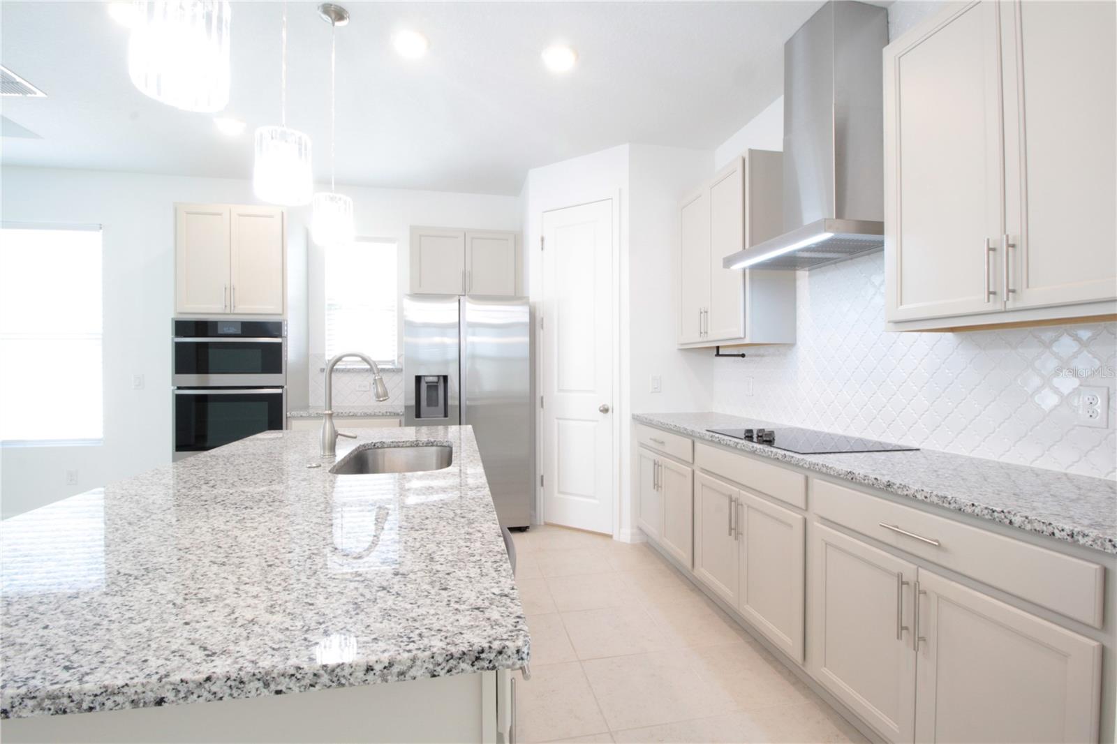 Image 5 of 37 For 3126 Voyager Avenue