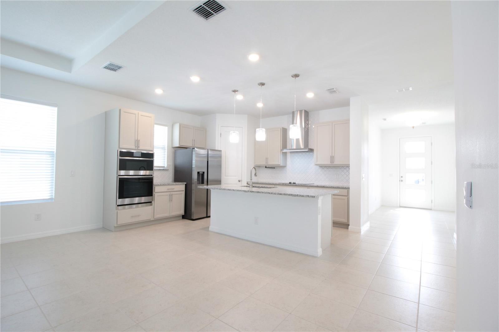 Image 6 of 37 For 3126 Voyager Avenue