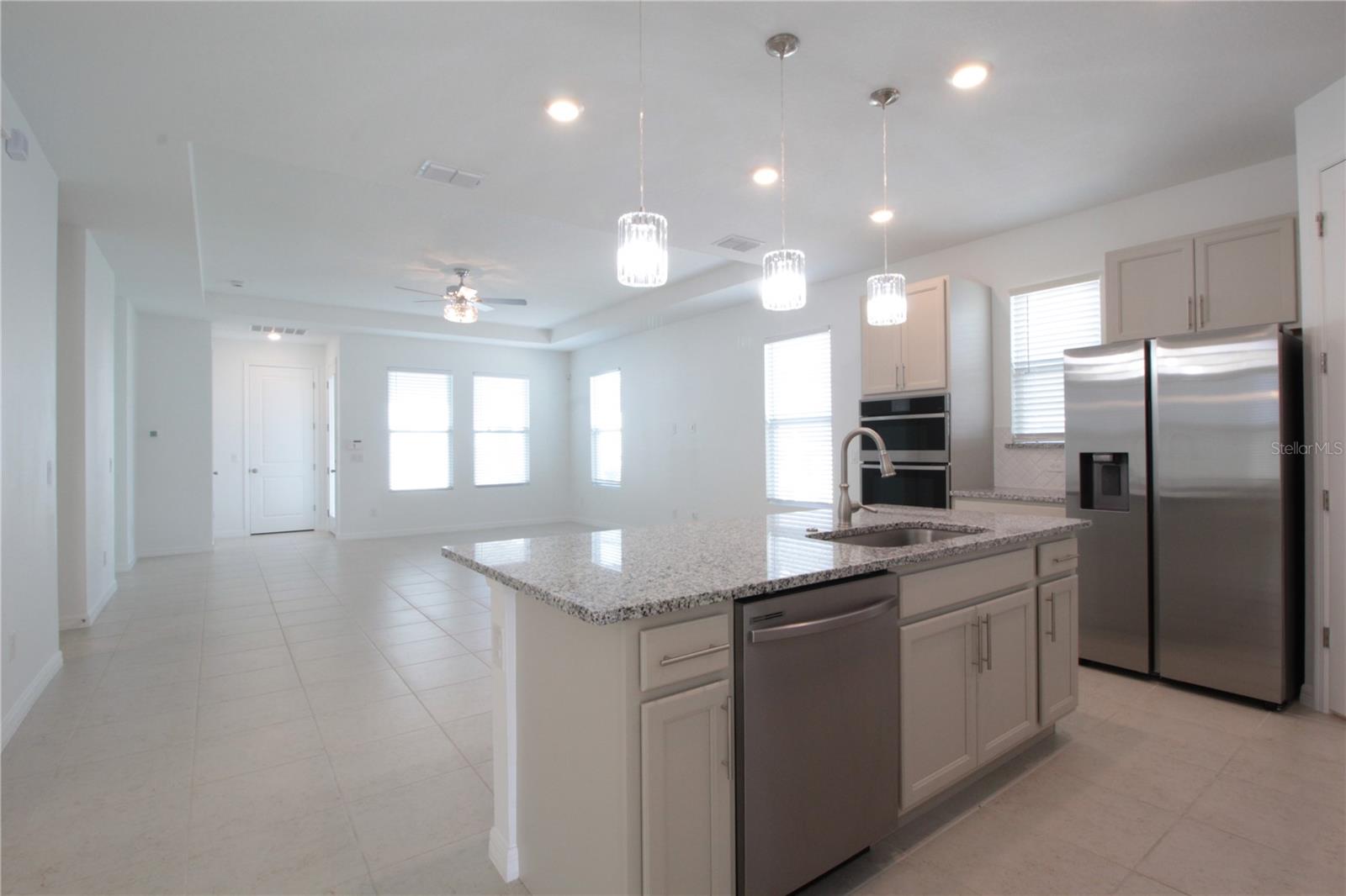 Image 7 of 37 For 3126 Voyager Avenue