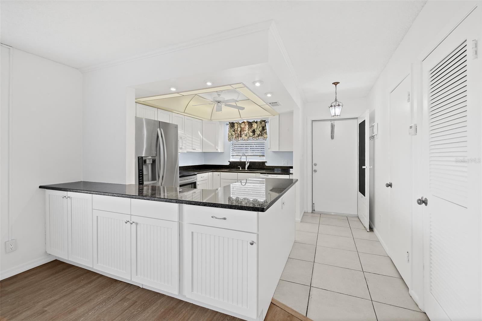 Image 10 of 41 For 6600 Shuttle Way 9e