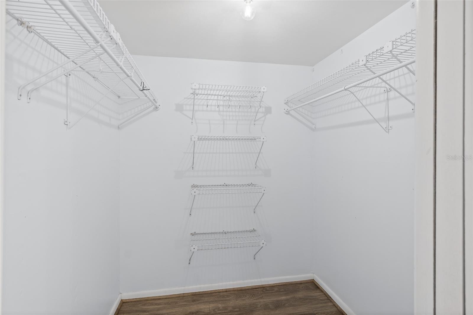 Image 23 of 41 For 6600 Shuttle Way 9e