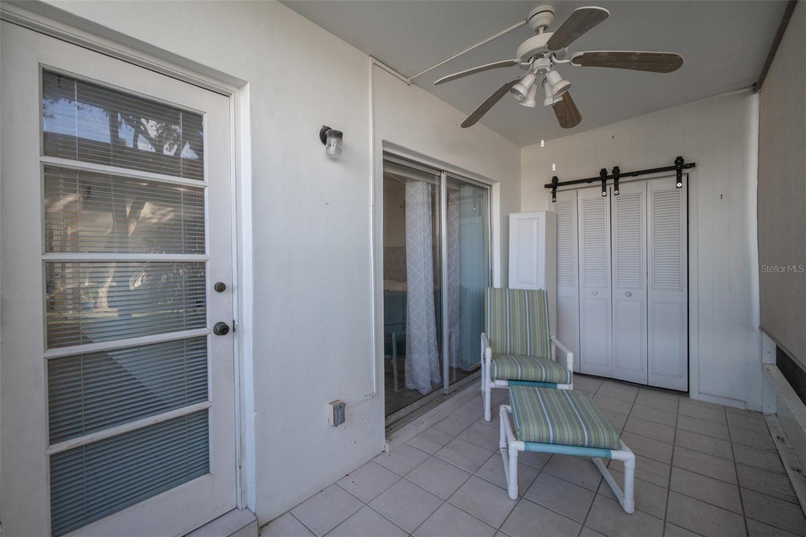 Image 4 of 41 For 6600 Shuttle Way 9e