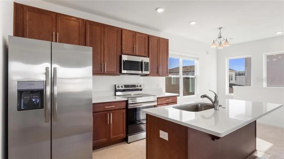 Image 2 of 6 For 3128 Voyager Avenue