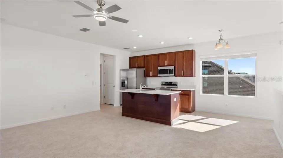 Image 4 of 6 For 3128 Voyager Avenue