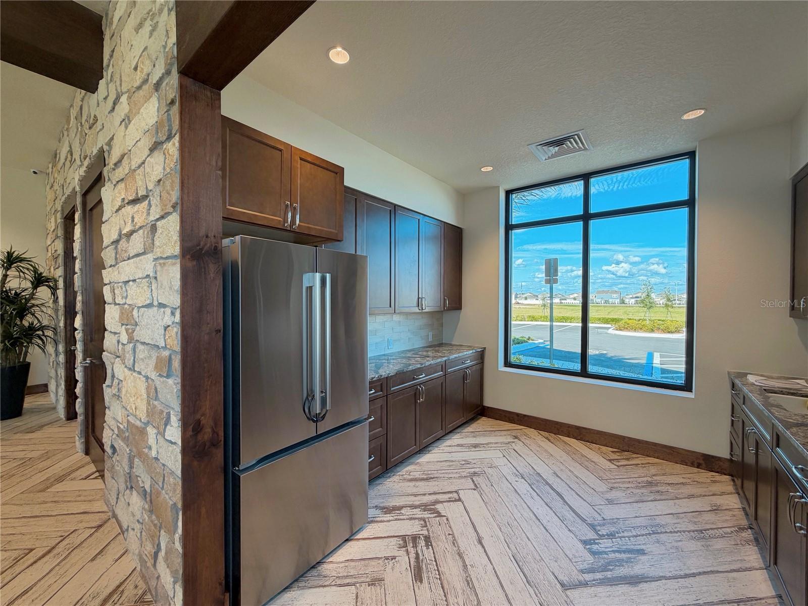 Image 24 of 28 For 2154 Lasso Loop