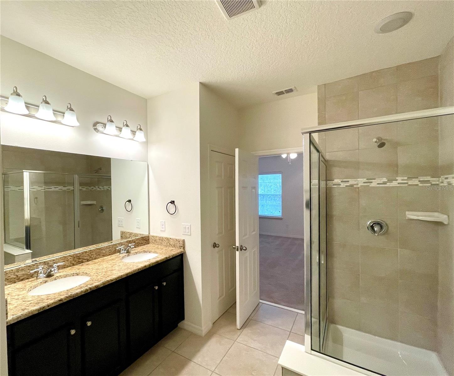 Image 14 of 22 For 154 Mitchell Creek Way