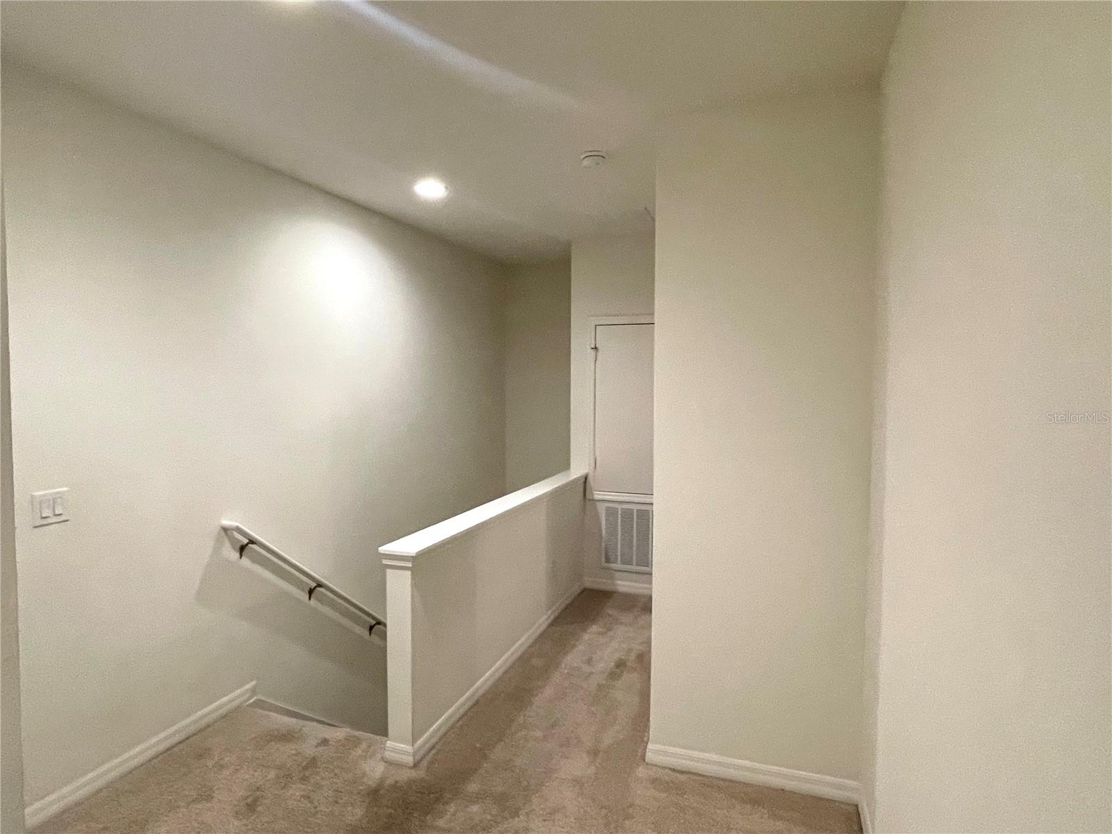 Image 7 of 22 For 154 Mitchell Creek Way