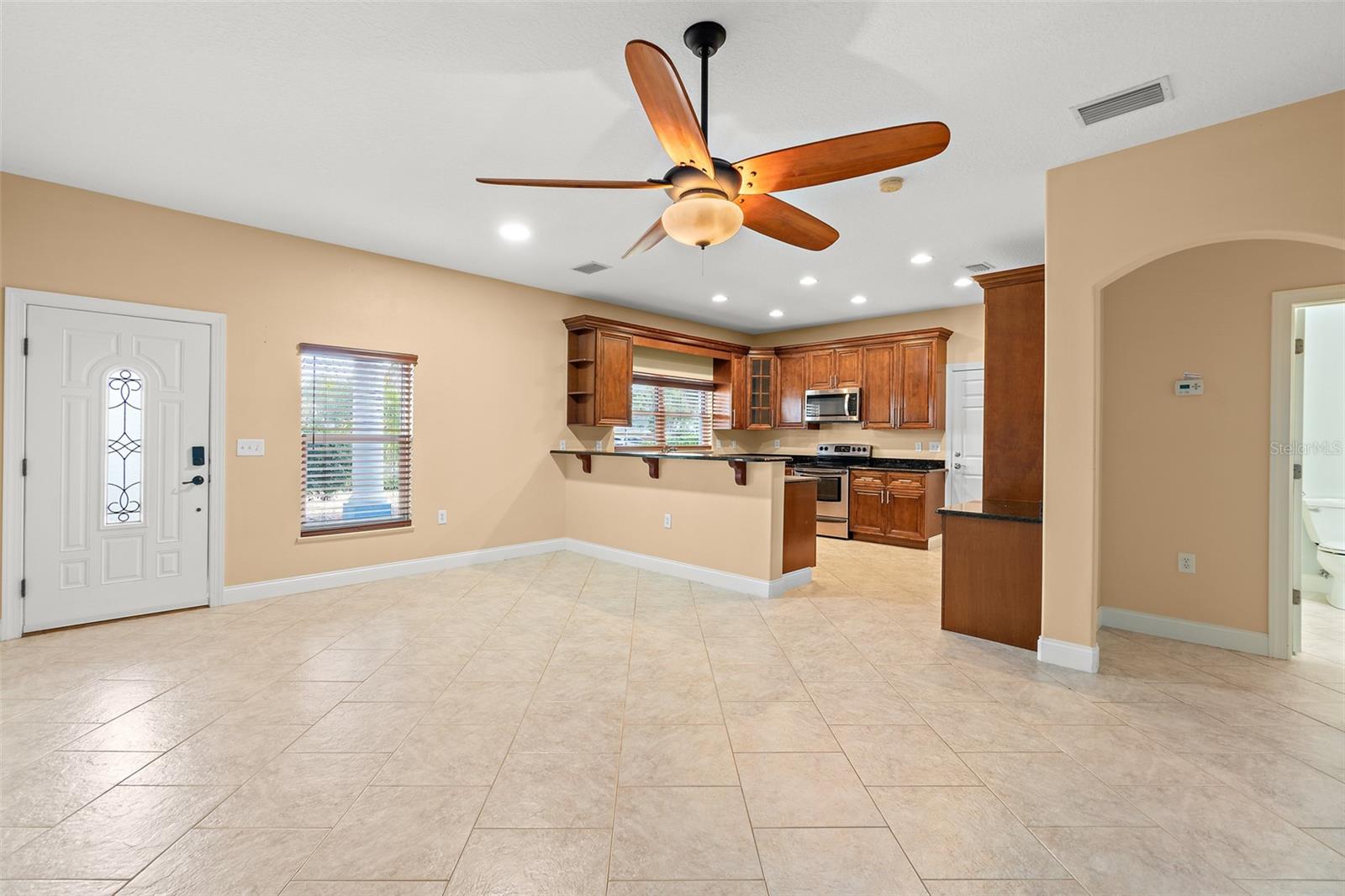 Image 16 of 46 For 131 Harding Avenue 131 & 129